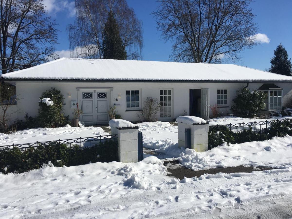 Budget-Unterkunft Im Wunderschonen Haus Mit Herrlichem Panoramablick Lüneburg Екстериор снимка